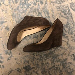 Via spiga wedges. Size 6.5